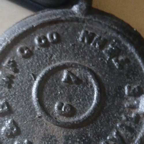 Moore cast iron round stovetop - cast,